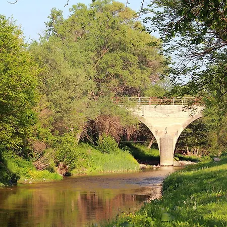 Kompleks wypoczynkowy Perperеshka River Stremtsi