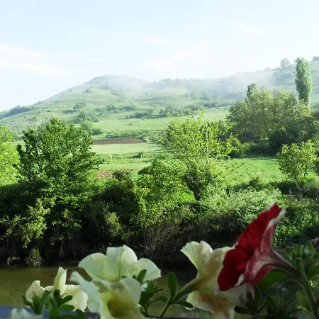 Perperеshka River Vakantiepark Stremtsi