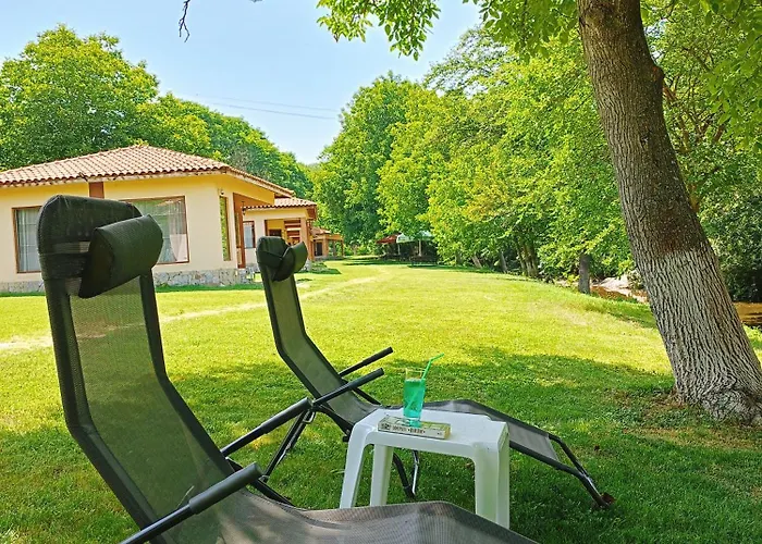 Perperеshka River Kompleks wypoczynkowy 2*