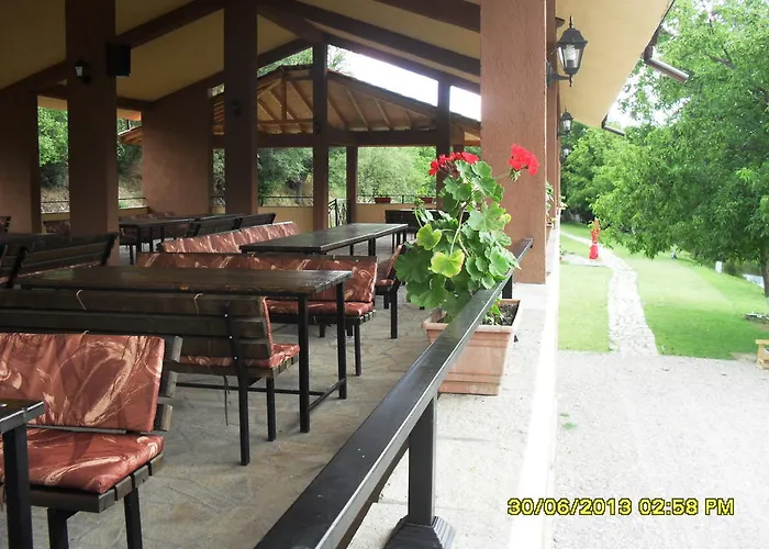 Kompleks wypoczynkowy Perperеshka River 2*