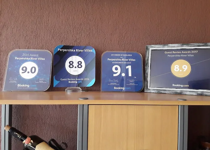 Perperеshka River Kompleks wypoczynkowy 2*