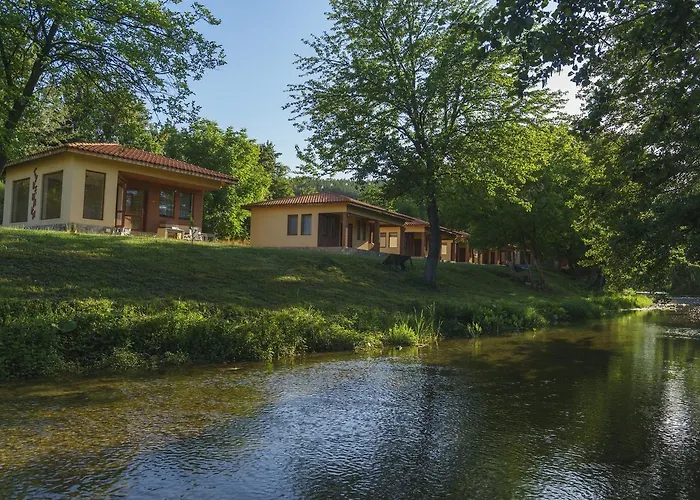 Perperеshka River Village de vacances Stremtsi