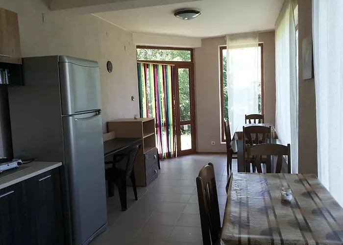 Perperеshka River Holiday park 2*